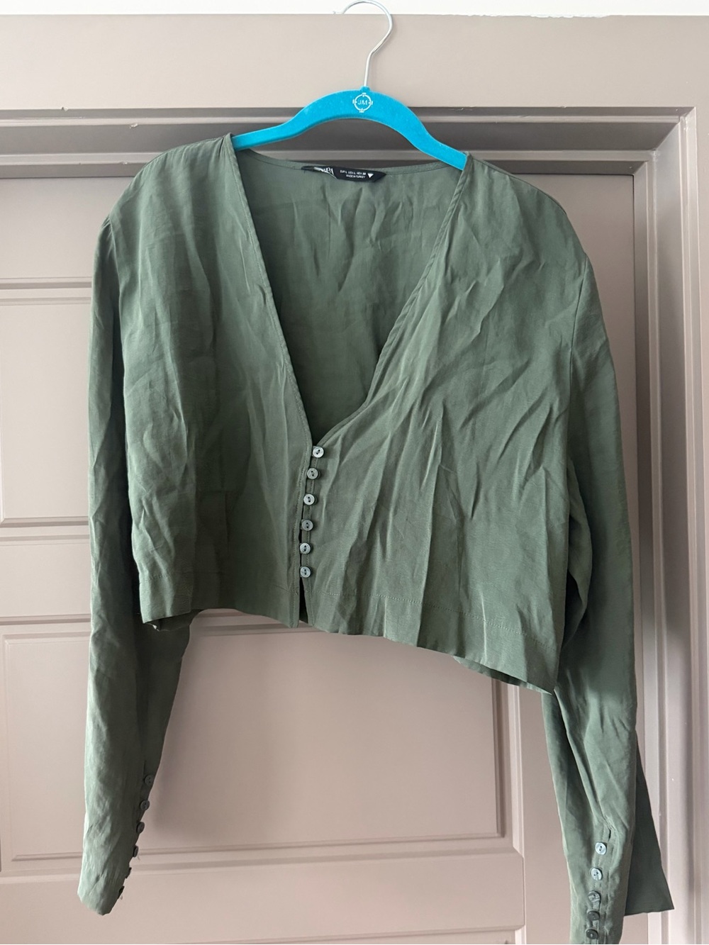 Olive Green long sleeve crop - Picture 2 of 3
